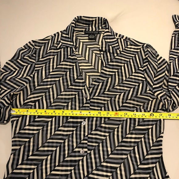 Kenneth Cole New York Sheer 100% Silk Blouse - Picture 6 of 7